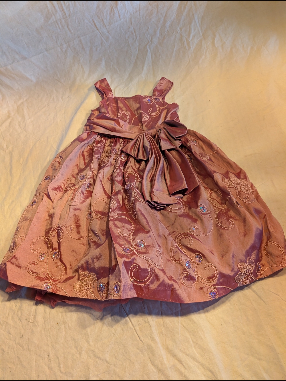 2/40$Bonnie Jean Rose Pink Embroidered Satin Party Dress with Bow